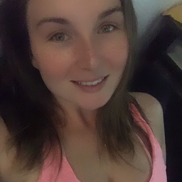 Meet your Posher, Rachel - Picture 1 of 1